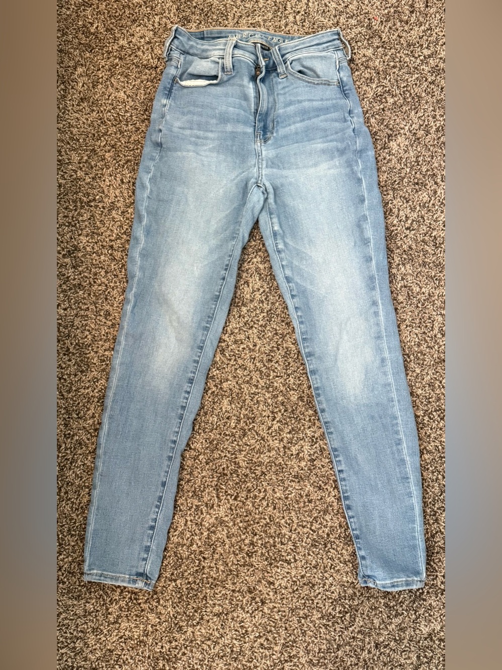 American Eagle Outfitters Light Wash Skinny Jeans